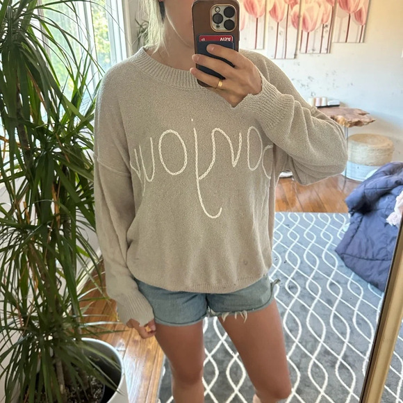 Le Lis Cozy Oversized Sweater Size S - Picture 3 of 8